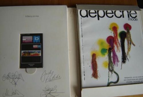 1986 Depeche Mode Folder with cassette Stripped 2.jpg