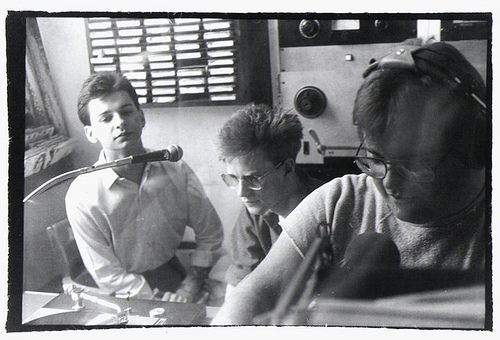 Depeche Mode dans les studios de Radio KUSF en 1982.jpg