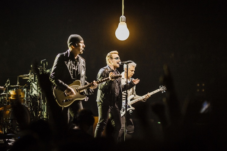 Hier-soir-a-Paris-U2_article_landscape_pm_v8.jpg