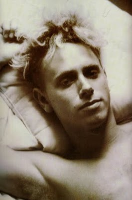martinbed-martin-gore-9419073-343-518.jpg.jpeg
